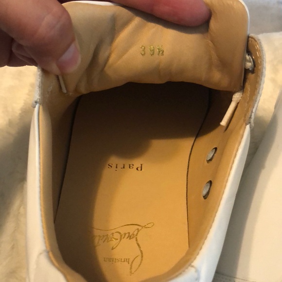 🖕🏽poshmark they kept my authentic shoes - Picture 7 of 7